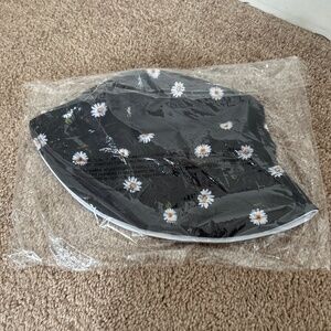 Alice + Olivia Reversible Bucket Hat